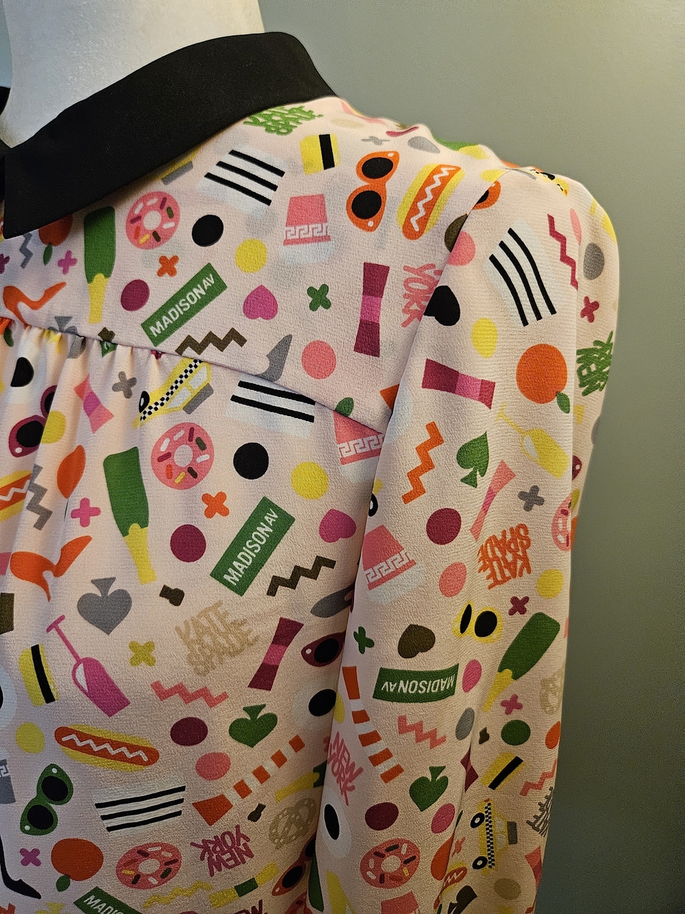 Kate Spade NY Pink Multicolor Graphic Long-Sleeve Silk Blouse with Collar Size 8 - Picture 5 of 15